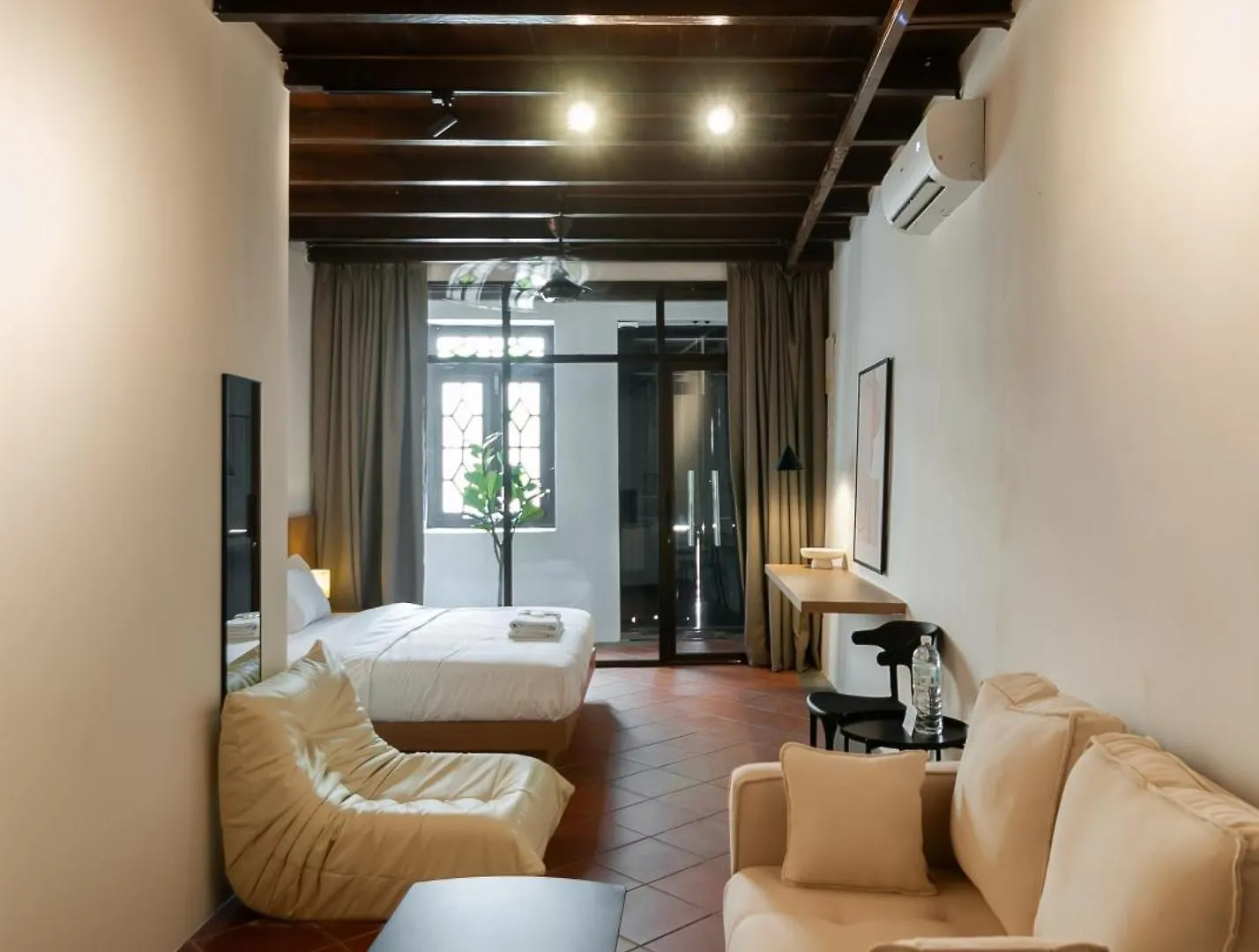 Heritage Villa By Aayu - 10 Mins Walk To Armenian St ジョージタウン ゲストハウス
